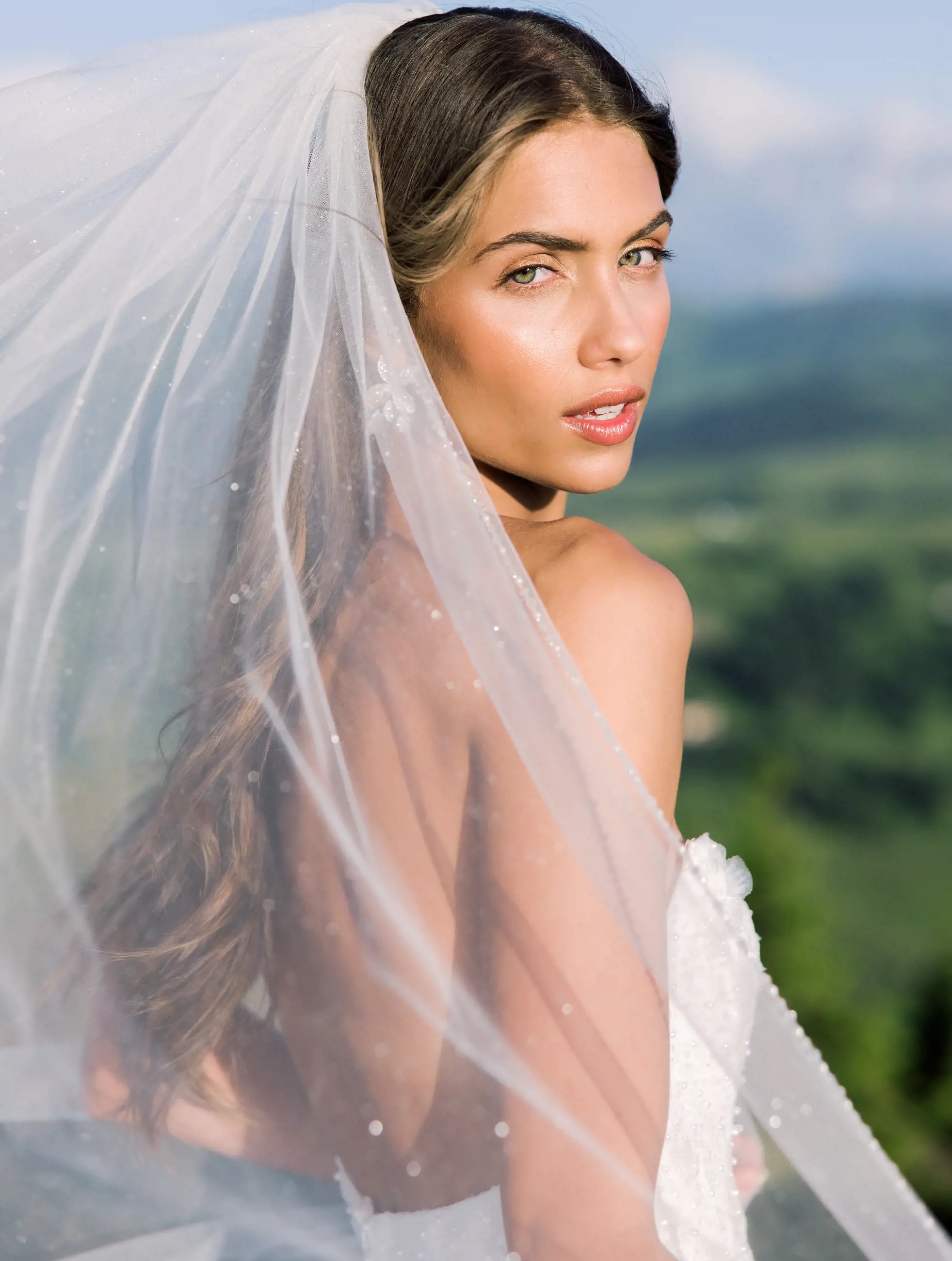 Toni Federici Veil Trunk Show